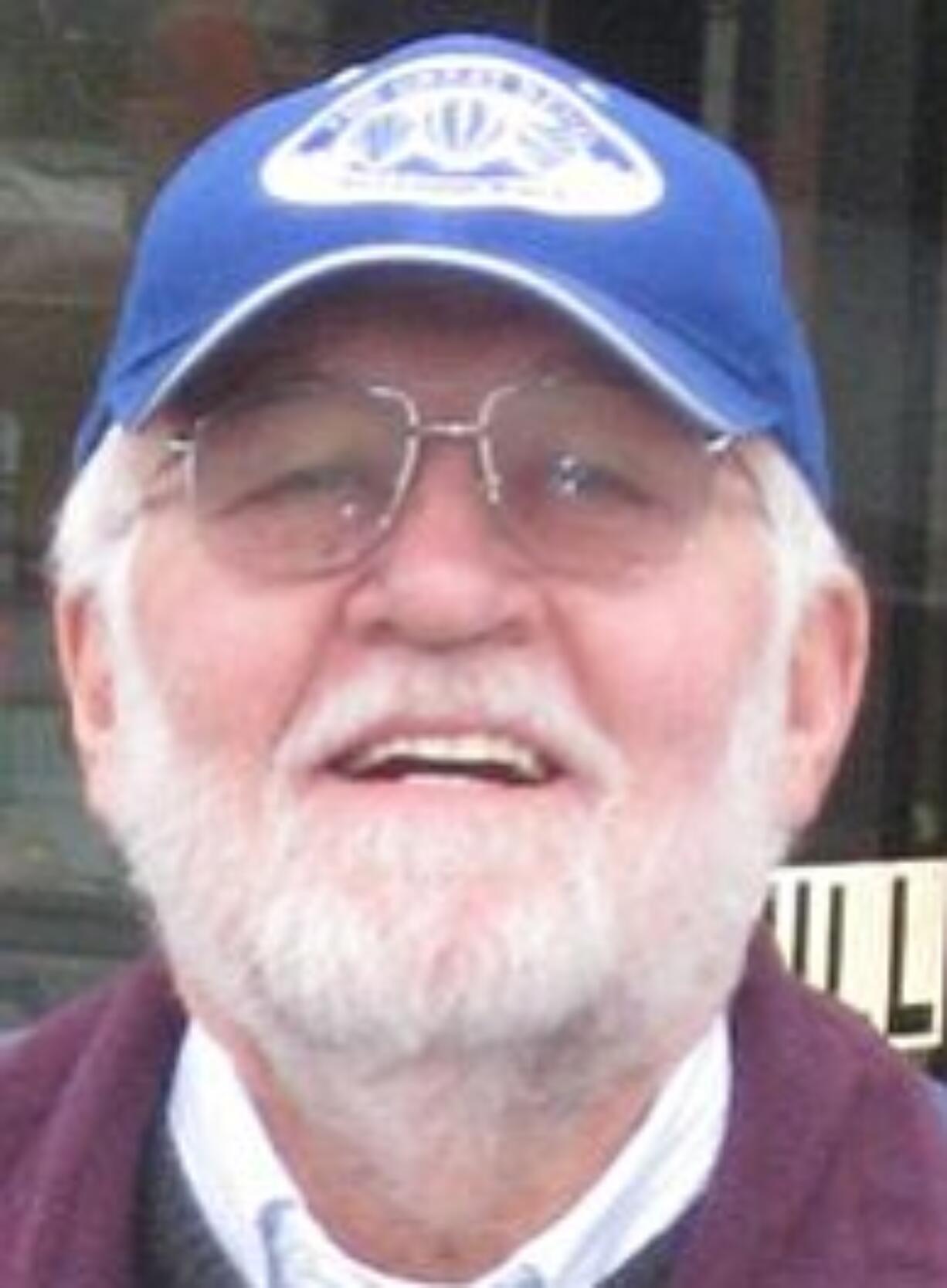 Ted Wirch received a beekeepers group's lifetime award