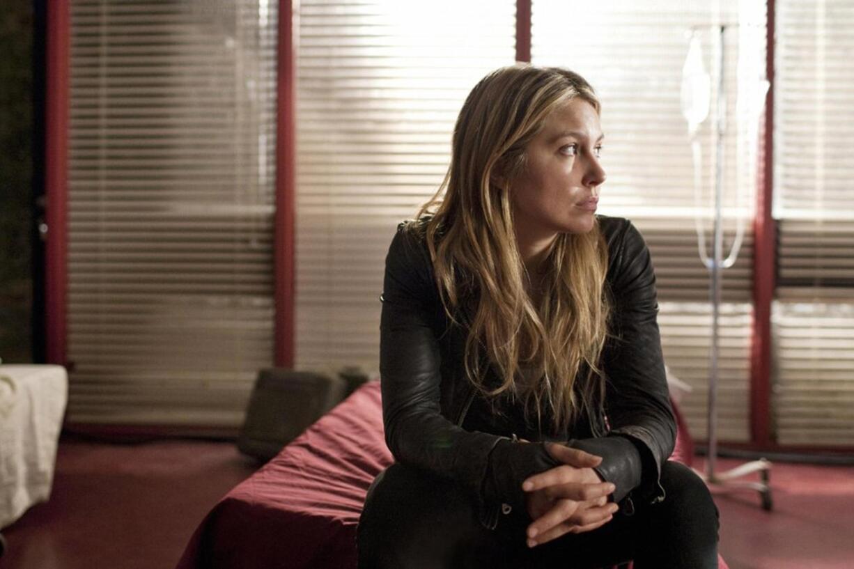 Sarah Carter stars in &quot;Falling Skies.&quot;