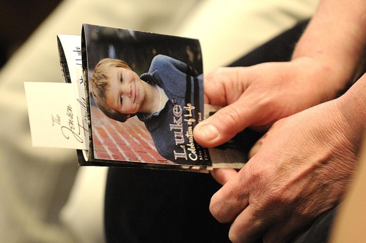 A memorial service for Luke Jensen, a 9-year-old Battle Ground boy who died from leukemia May 6, drew 1,800 people Tuesday.