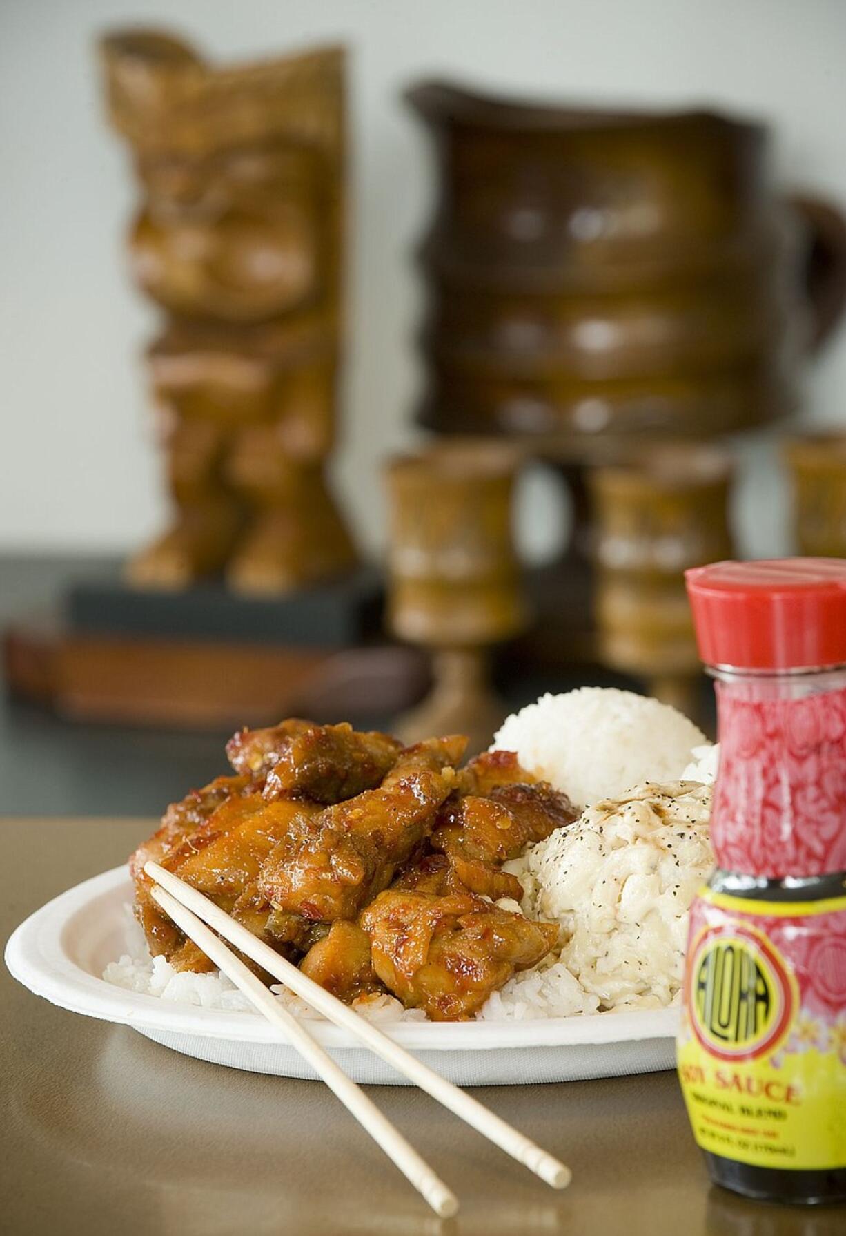 The Hawaiian Time Cafe in Vancouver specializes in traditional Hawaiian-style boxed lunches, like the Mauna Loa Chicken with rice and macaroni salad.