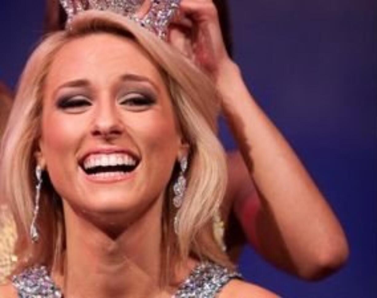 Jacquie Brown, Miss Washington 2010