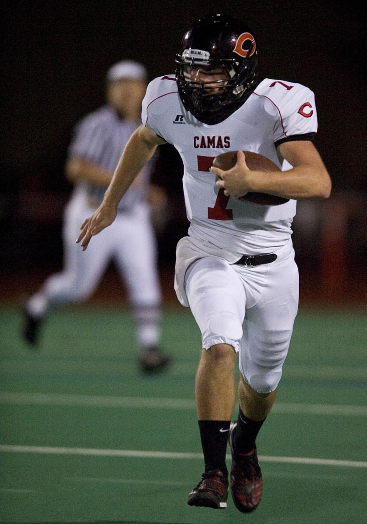 Camas quarterback Logan Grindy suffered a broken leg in Friday's game against Kelso.