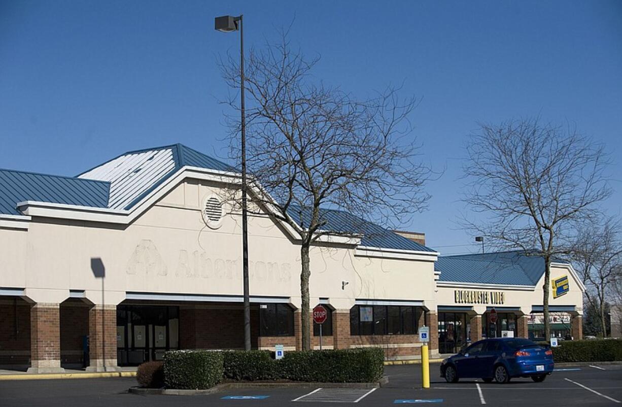 Albertsons closed its store at 2100 S.E. 164th Ave.