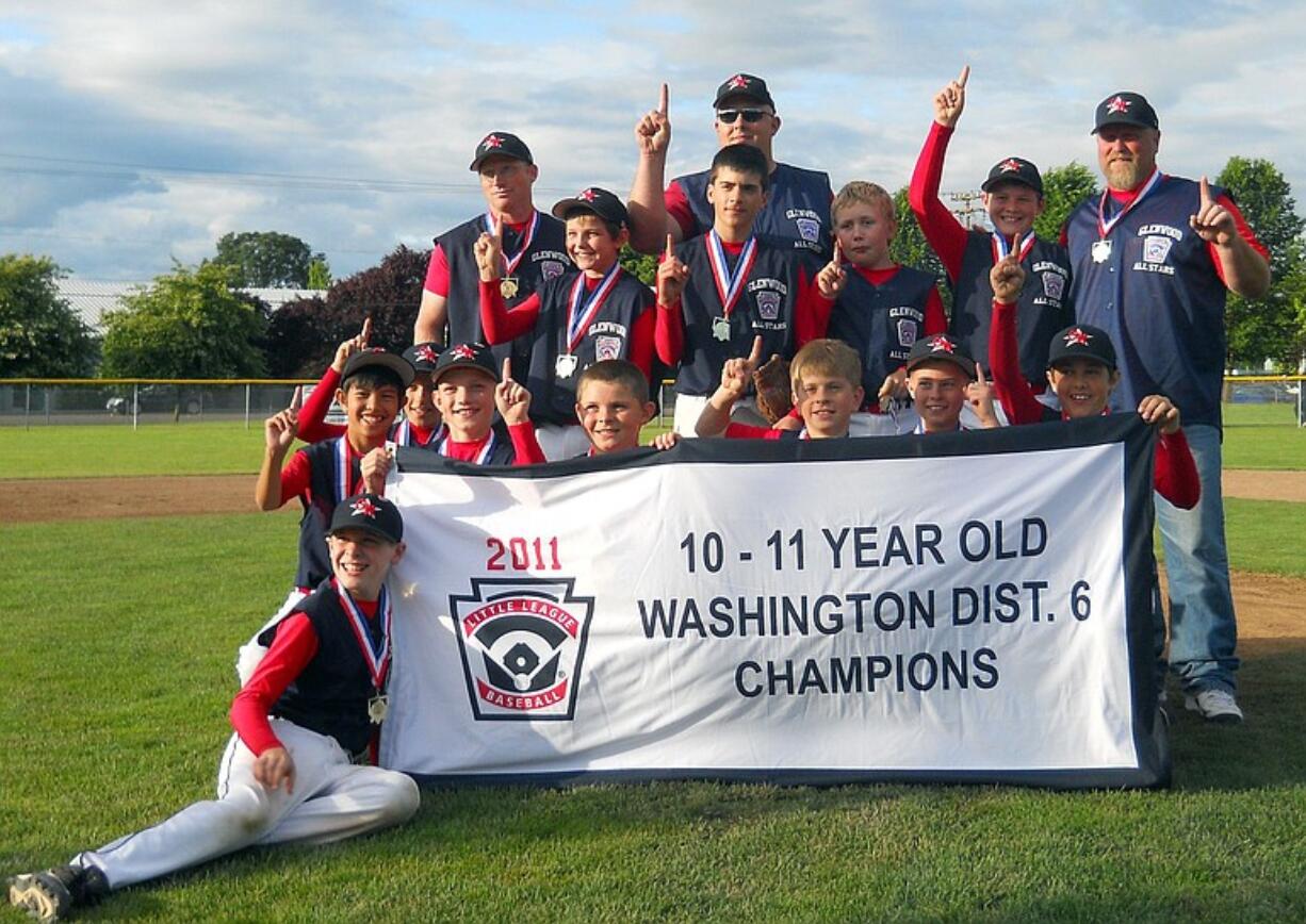 Glenwood Little League won the 2011 District 6 Championship for 10- to 11-year-olds and is heading to the state tournament in Cheney. Front row: Taylor Beaupre. Second row, from left: Sam Lauderdale, Michael Hall, Colton Dalia, Deven Clevidence, Jacob Alvick, Spenser Warner and James Phillips. Third row: Blake Robb, Taryn Yarnell and Boston Clark.