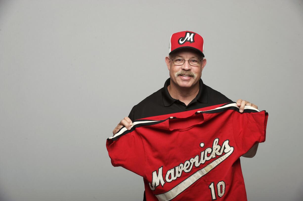 Bob Edwards played third base for the Portland Mavericks, which played their last game in 1977.