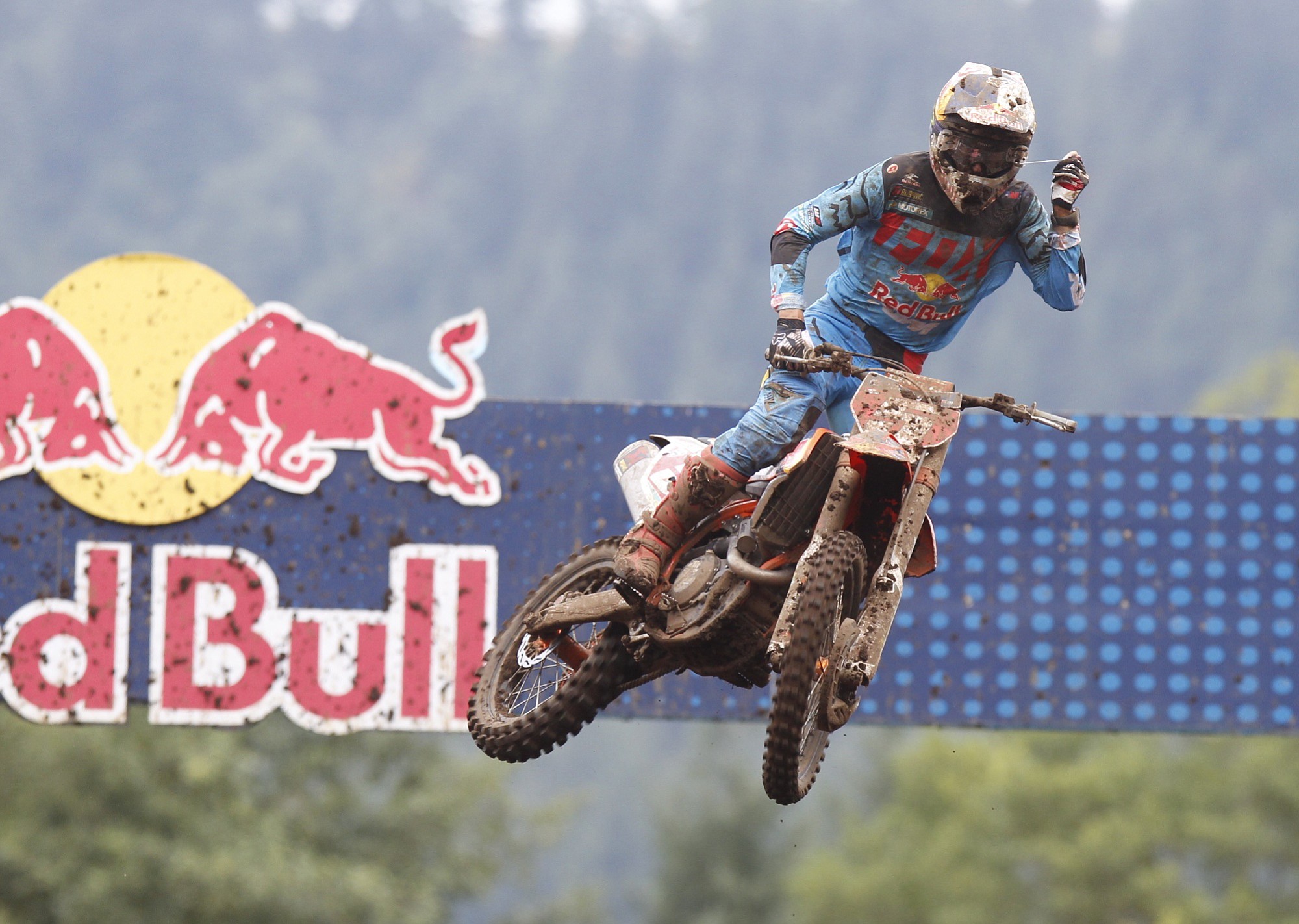 Ryan Dungey races in the 450 MX2 at the Washougal National Motocross.