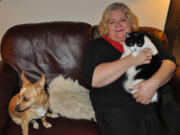 Judy Clark Adams
Clark County Superior Court Judge Suzan Clark, her cat, Alibi, and Alibi's canine friend, Blaze.