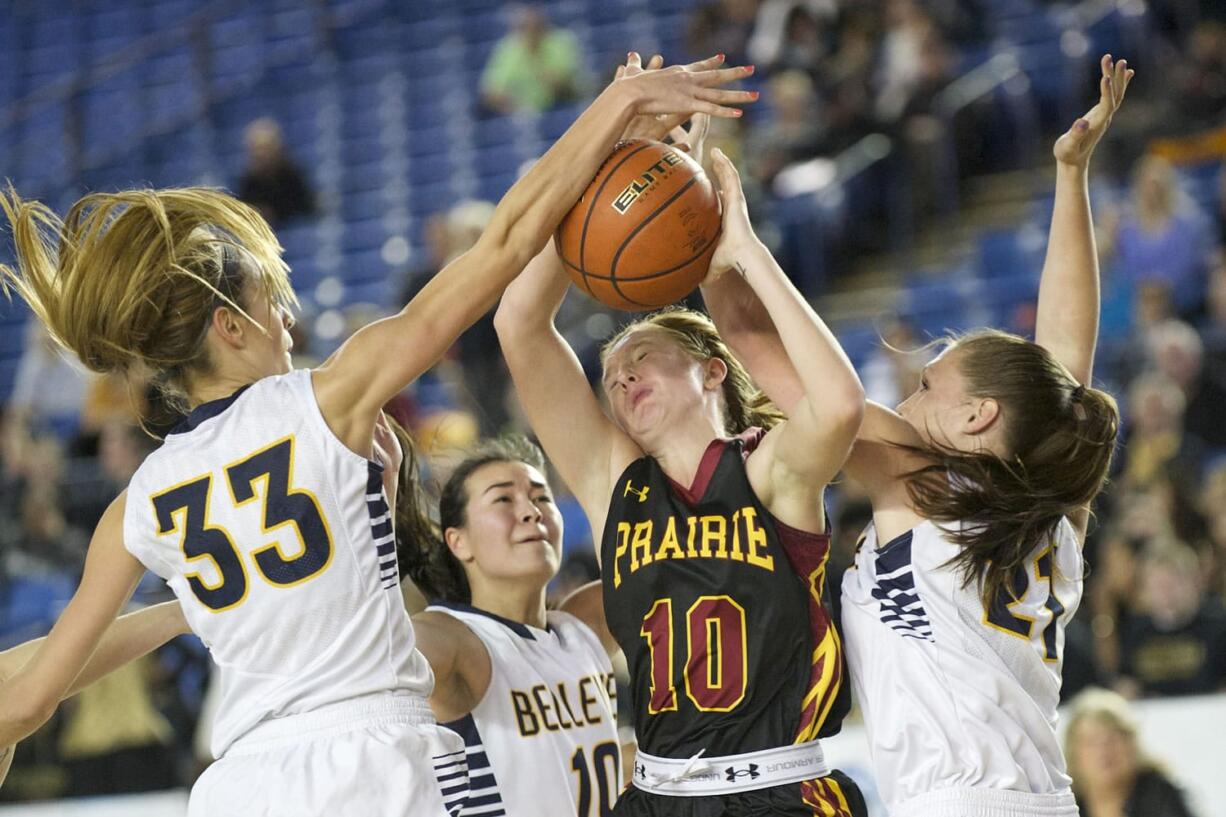 Lindsay Asplund drives to the basket as Prairie looses to Bellevue 51-39 at the 2015 WIAA Hardwood Classic 3A Girls tournament at the Tacoma Dome, Thursday, March 5, 2015.