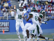 Colorado State quarterback Garrett Grayson passes to top receiver Rashard Higgins (82) against San Jose State.