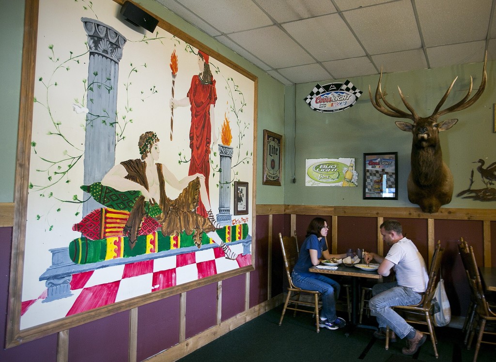 Chris Pratt s mural graces wall of Granite Falls restaurant The