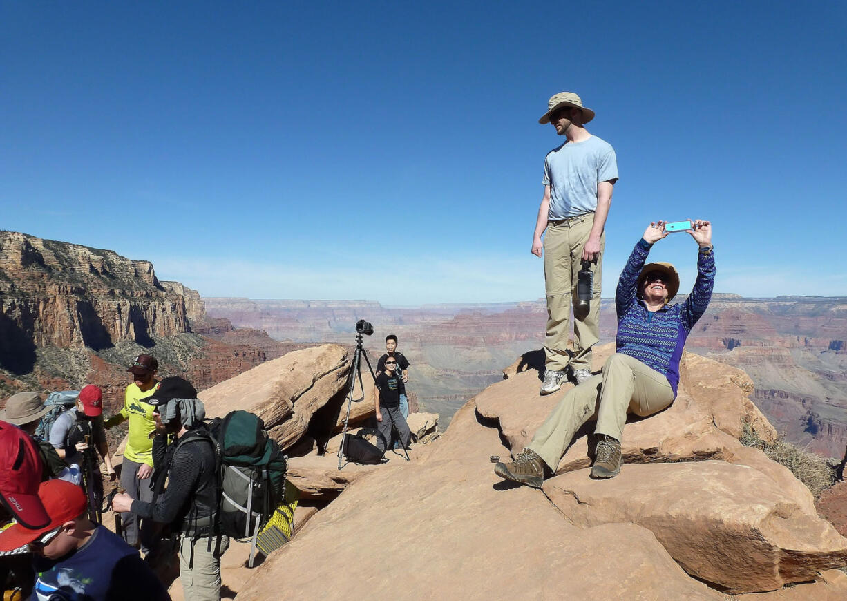 Many hikers chose the South Kaibab trail for day and overnight hikes into the canyon because of its dramatic views in all directions.