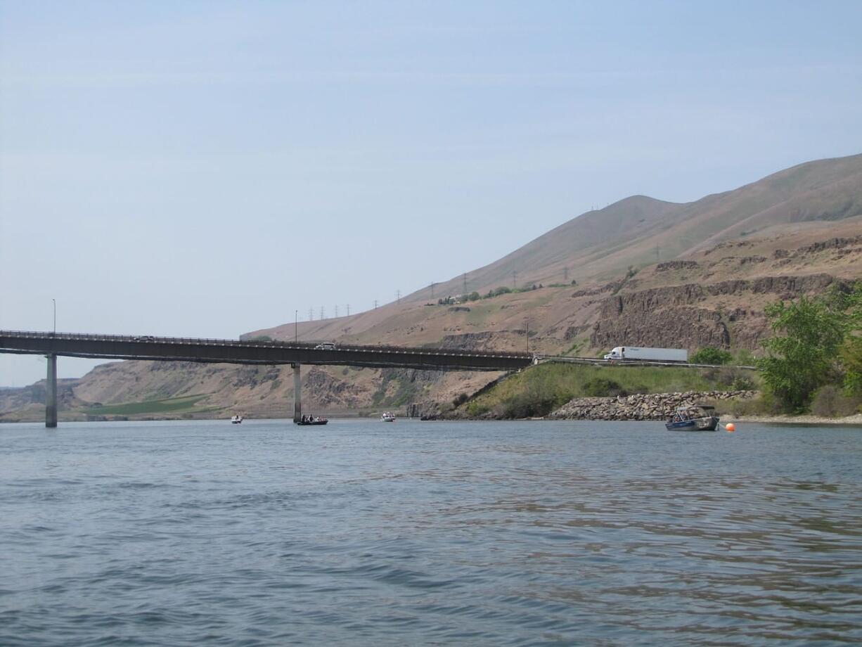 Spring chinook retention between Bonneville Dam and the Washington-Oregon border east of Umatilla, Ore., will stay open through Sunday. These boats were along the Washington shore just upstream of U.S.