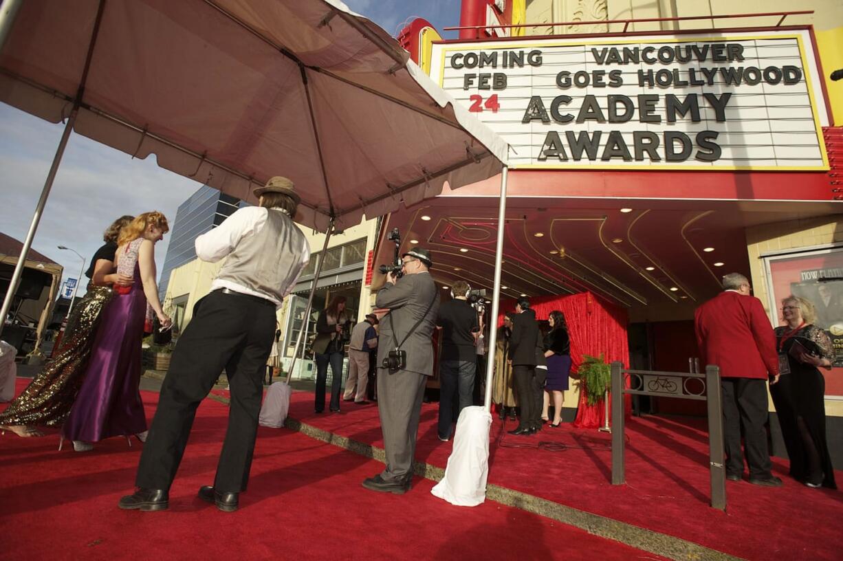 Guests arrive at the Kiggins Theatre for the &quot;Vancouver Goes Hollywood&quot; Academy Awards viewing party last year.