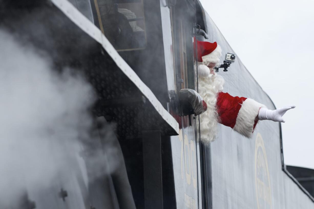 Santa will arrive on the SP&amp;S 700 steam locomotive Saturday to great children of all ages at the Vancouver Amtrak station.