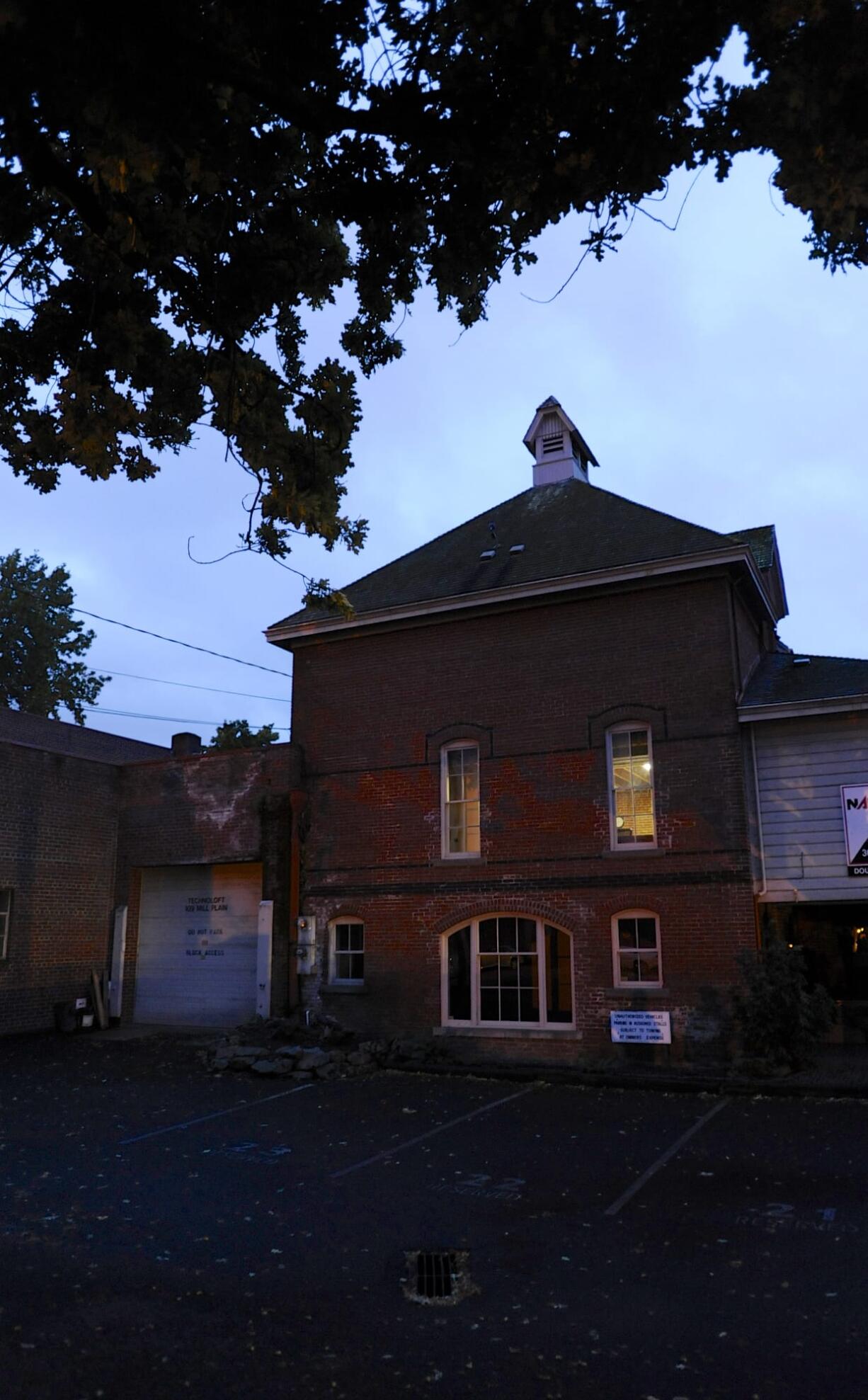 Clark County Historical Museum brings back its Haunted Walking Tours in downtown Vancouver through October.