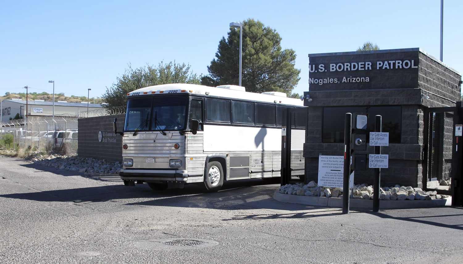 Arizona sends supplies to site holding migrant kids The Columbian