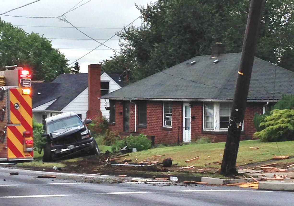 A vehicle that reportedly crashed into a power pole caused an outage this morning in the Lincoln neighborhood.