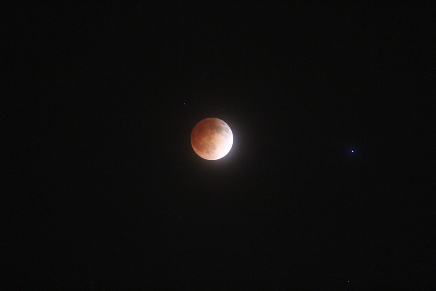 Lunar Eclipse - &quot;Blood Moon&quot; in Vancouver on  15 April, 2014.