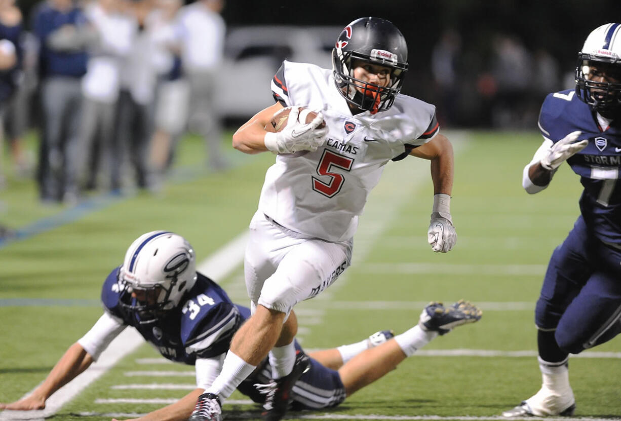 Jared Bentley of Camas runs versus Skyview  at Kiggins Bowl Friday.