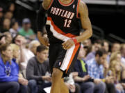 Portland Trail Blazers LaMarcus Aldridge can smile about getting a midseason grade of A+.