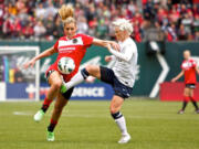 Allie Long of the Portland Thorns