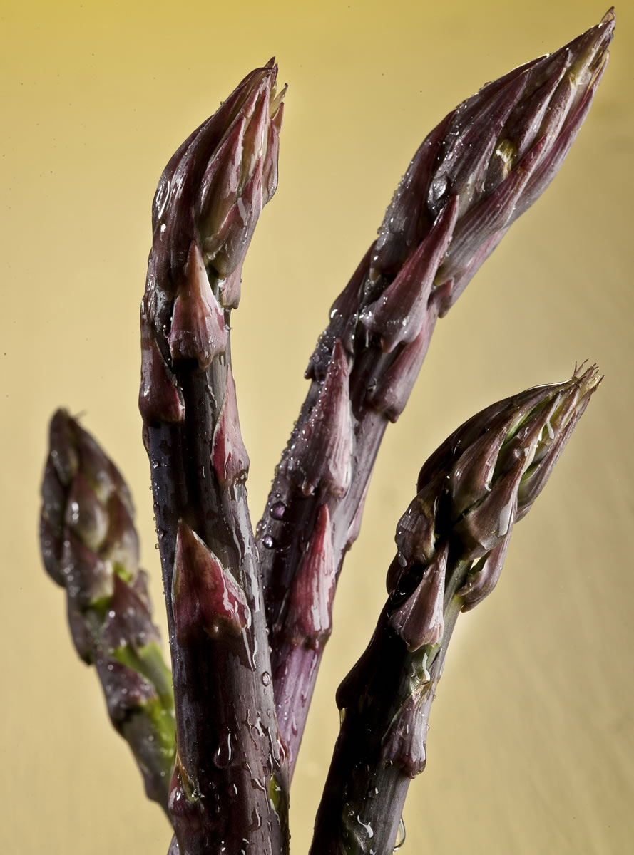 Many foods, like purple asparagus, have a peak ripeness time but ripeness is really a variable quality with different meanings to different tastes.