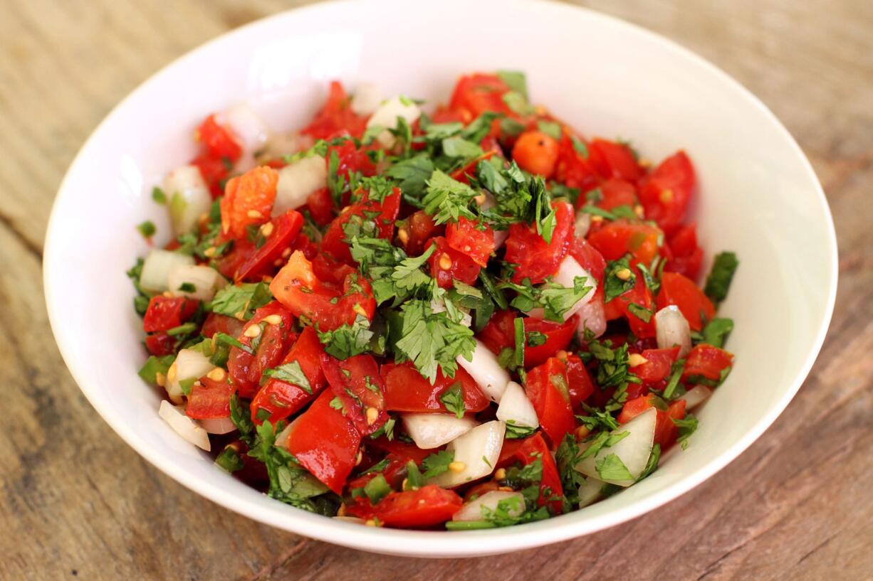 Pico de gallo takes 10 minutes to make.