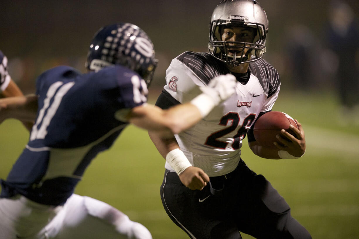 Union's Leon Siofele leads the area in rushing yards and rushing touchdowns going into the games of Week 7.