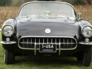 Onyx black was the most popular paint for the 1957 Corvette, with 2,189 cars coming in that color.