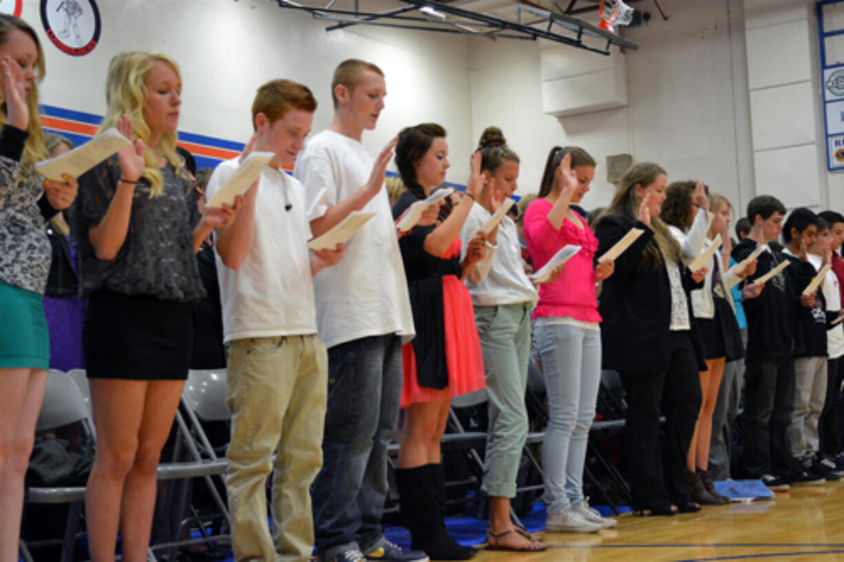 Ridgefield: These high school history students researched their ancestors, applied to be naturalized citizens and swore the oath before a Superior Court judge.