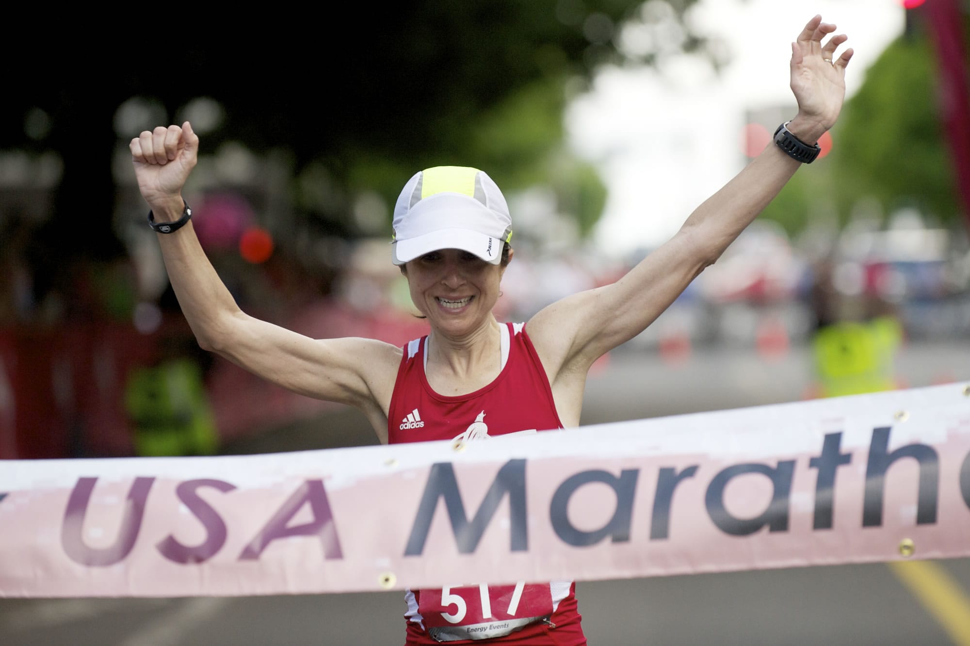 Angie Fiese of Mableton, Ga., won the women's race with a time of 3:07:40.