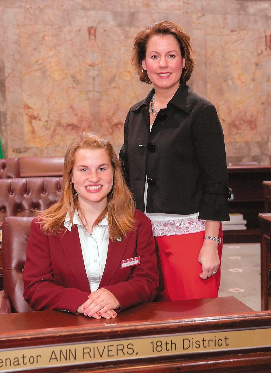 Mariah Curtiss, 15, with Sen.