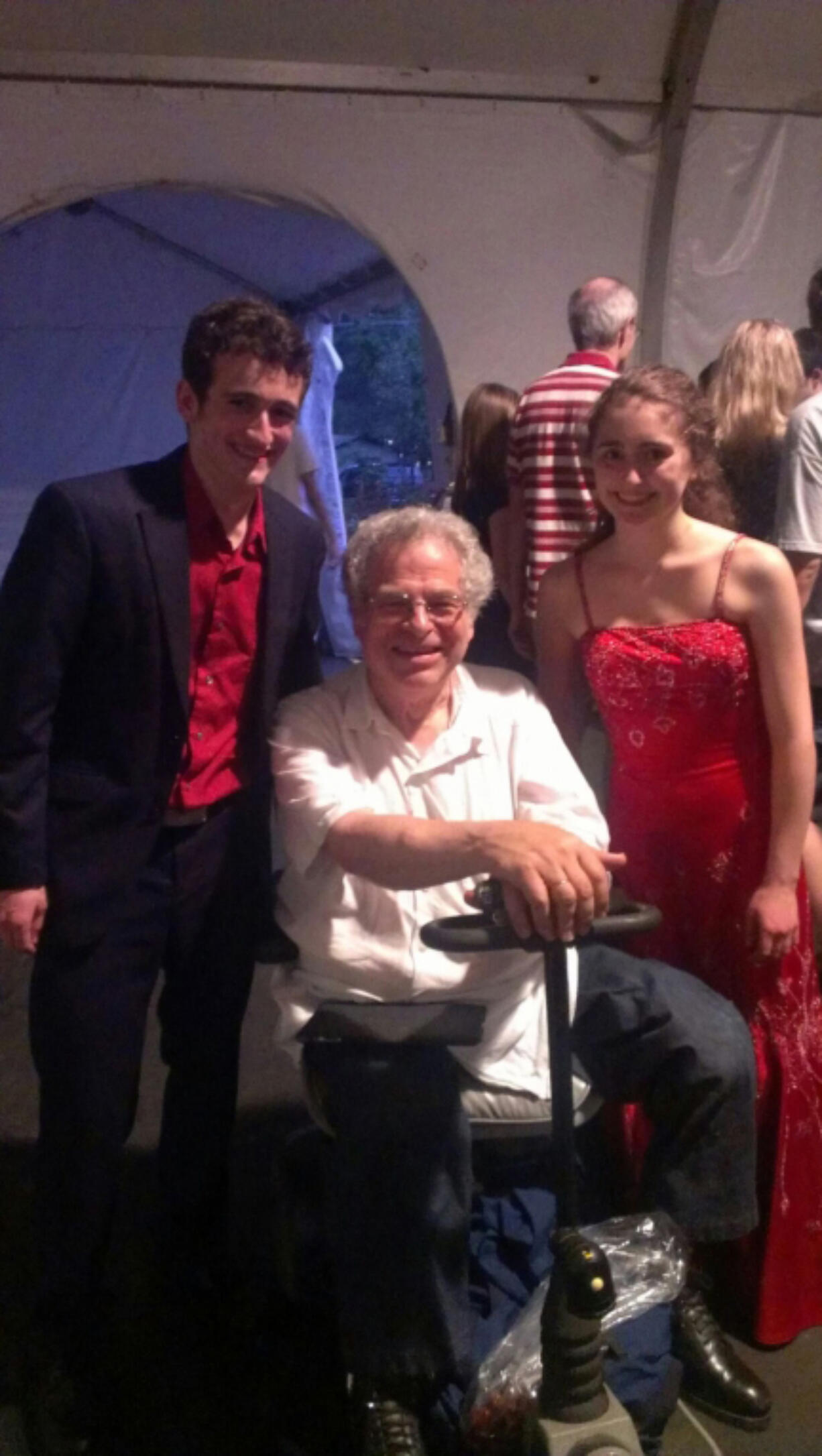 Salmon Creek: Siblings Michael and Lauren Siess with violinist Itzhak Perlman.