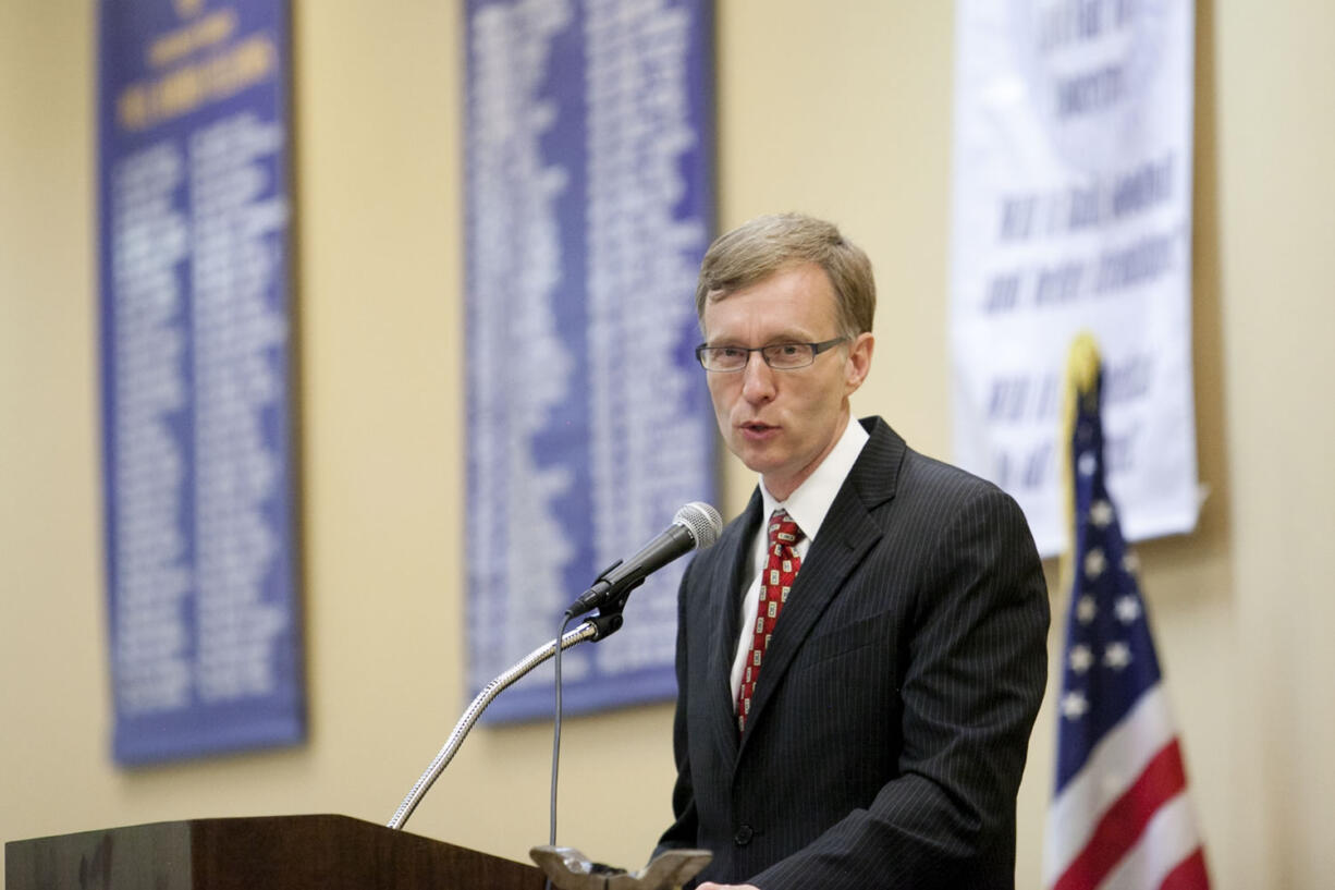 State Attorney General and Republican gubernatorial candidate Rob McKenna speaks Wednesday to the Rotary Club of Vancouver at the Red Lion Hotel Vancouver at the Quay. McKenna is running against former Rep.