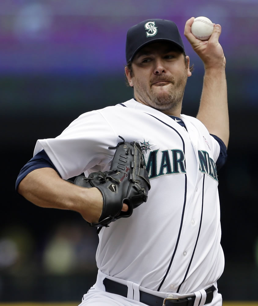 Seattle Mariners starting pitcher Joe Saunders allowed one run on five hits in 6 1/3 innings Sunday, earning his third victory of the season.