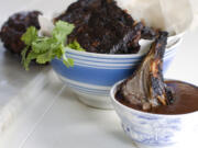 Bubba's Bunch barbecued baby back ribs are a great tasting and easy recipe for first-time home rib grillers.