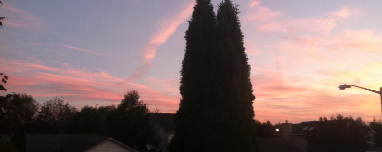 Sunrise over the Salmon Creek neighborhood on Thursday, Oct.