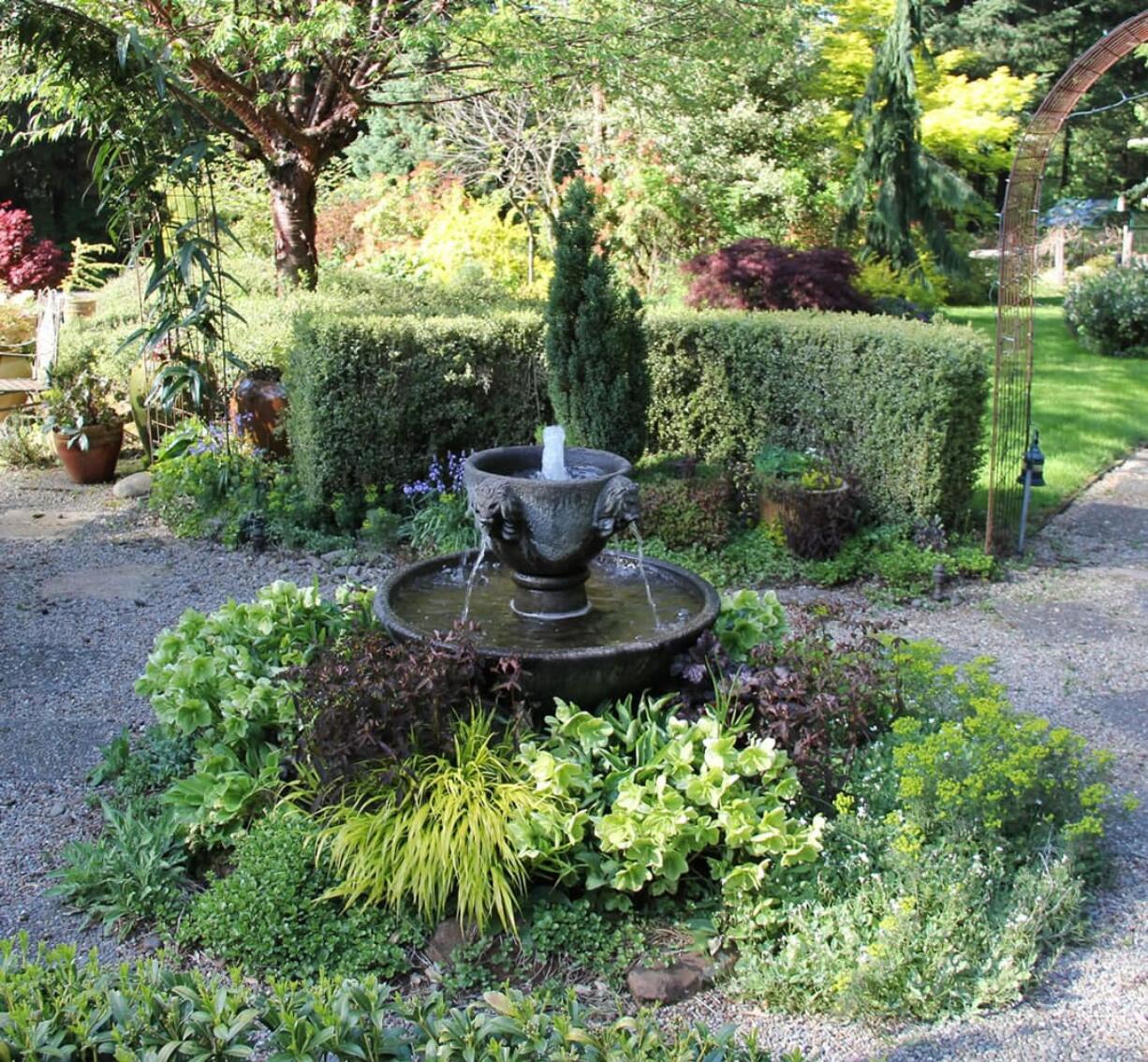 Robb Rosser
Begin seasonal garden maintenance with the entry garden, near the front door.