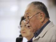 Eisaku &quot;Ace&quot; Hiromura and his wife, Alice, talk about their memories of World War II during a session at Columbia River High School in April.