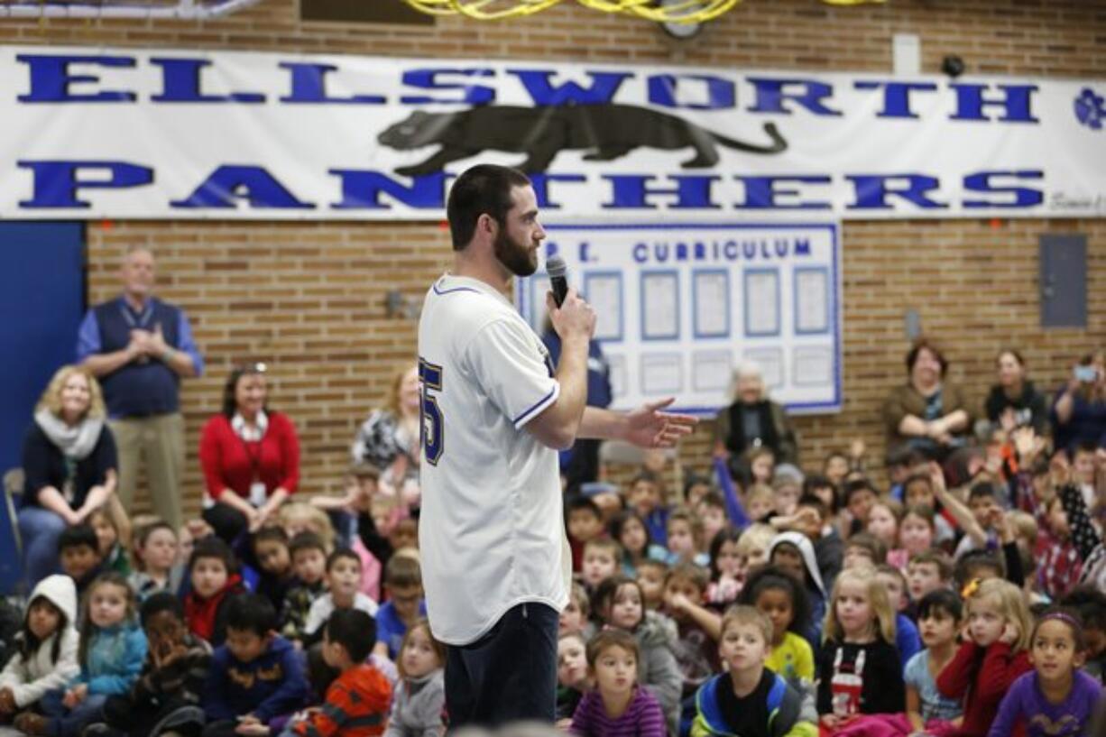 Ellsworth Springs: Seattle Mariners pitcher Tony Zych at Ellsworth Elementary School as part of the Seattle Mariners 2016 Caravan.