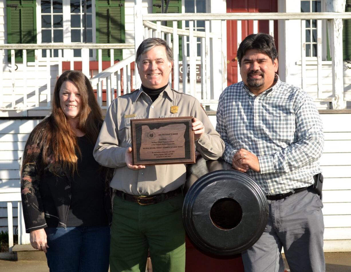 Fort Vancouver: Achaeologists Elaine Dorset, from left, Doug Wilson and Bob Cromwell were honored by the Oregon Archaeological Society for helping &quot;avocational archaeologists&quot; learn while pitching in with local excavations.