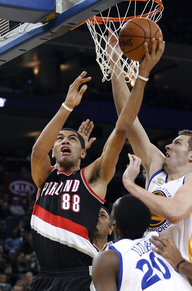 Portland's Nicolas Batum (88) had 17 points.