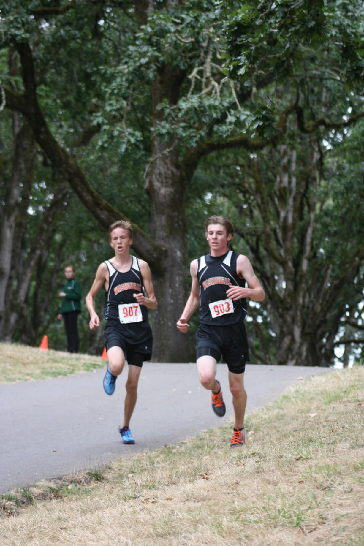 Washougal runners Sean Eustis (right) and Isaac Stinchfield (left) finished in fourth- and sixth-place at the Saxon Invitational Saturday, in Salem, Ore.