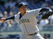 Seattle Mariners' Felix Hernandez delivers a pitch during the first inning of a baseball game against the New York Yankees Saturday, April 16, 2016, in New York.