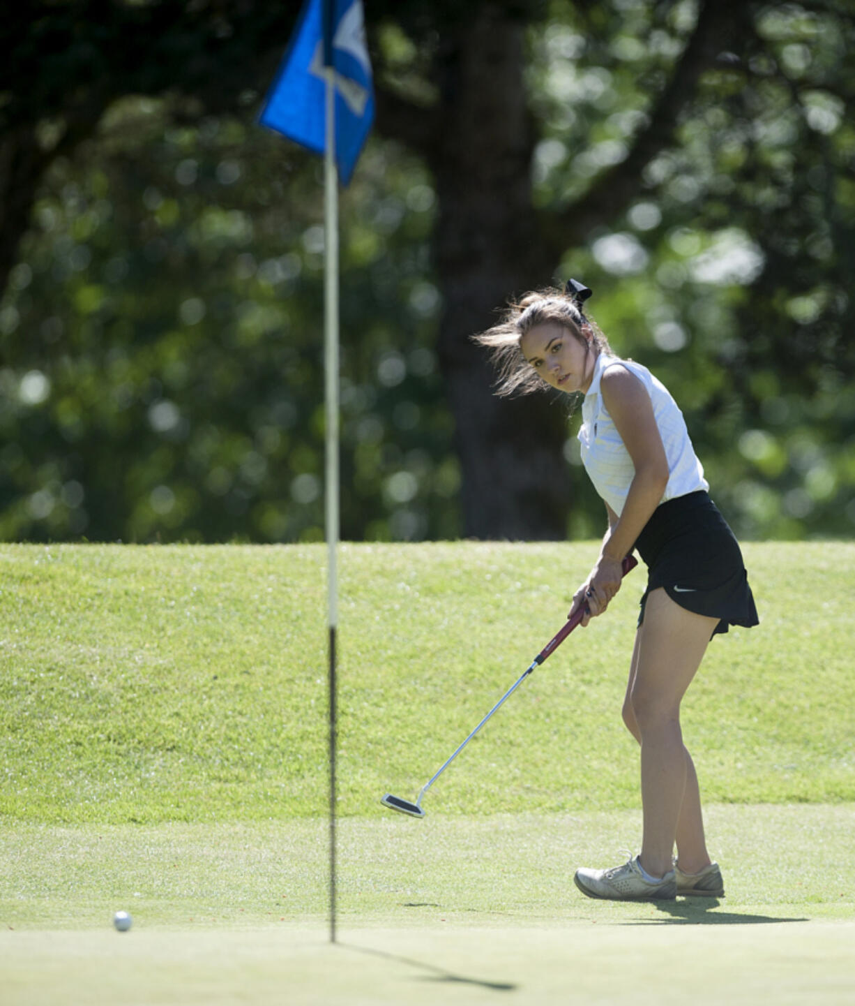 Union's Reilly Whitlock won her third consecutive district championship.