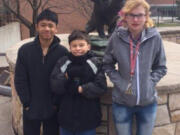 Edgewood Park: Jayson Cabanizas, from left, Nic Moore and Jennifer Tudor of Washington School for the Deaf&#039;s math team compete in Rochester, N.Y.