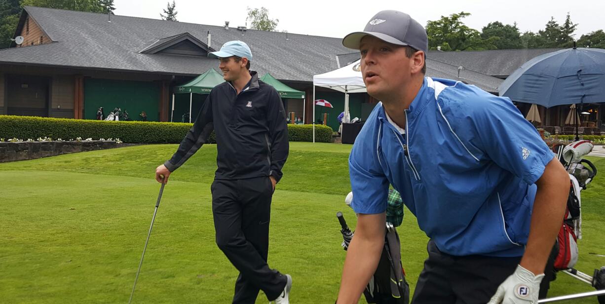 Phil Bagdade, left, and Will Snow get in a practice round at Royal Oaks Country Club on Thursday, June 9, 2016, as they get ready for the Royal Oaks Invitational.