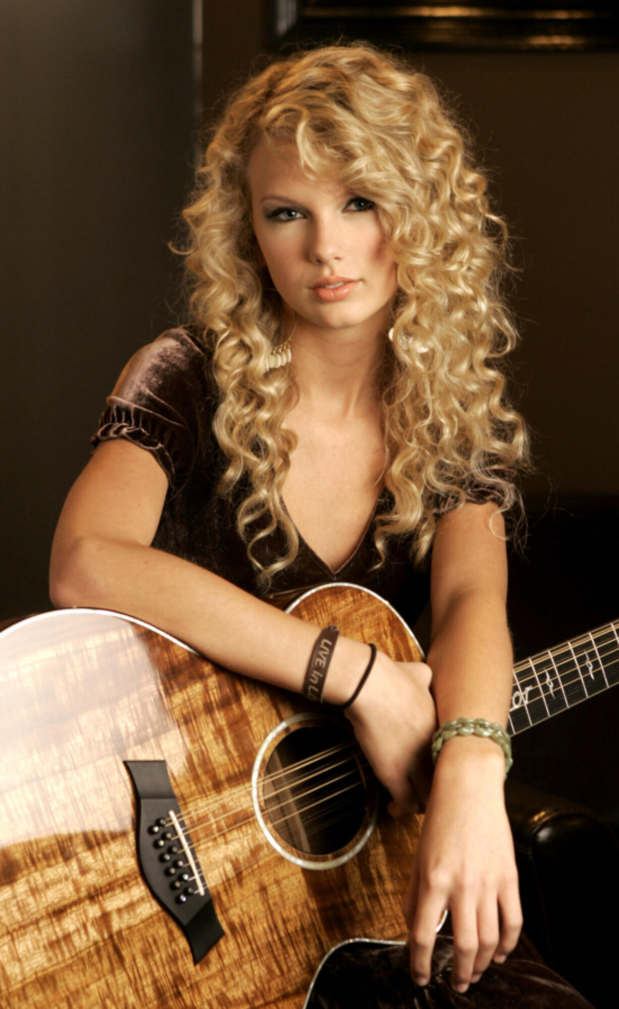 Taylor Swift is photographed in Nashville, Tenn., on Oct. 19, 2006.