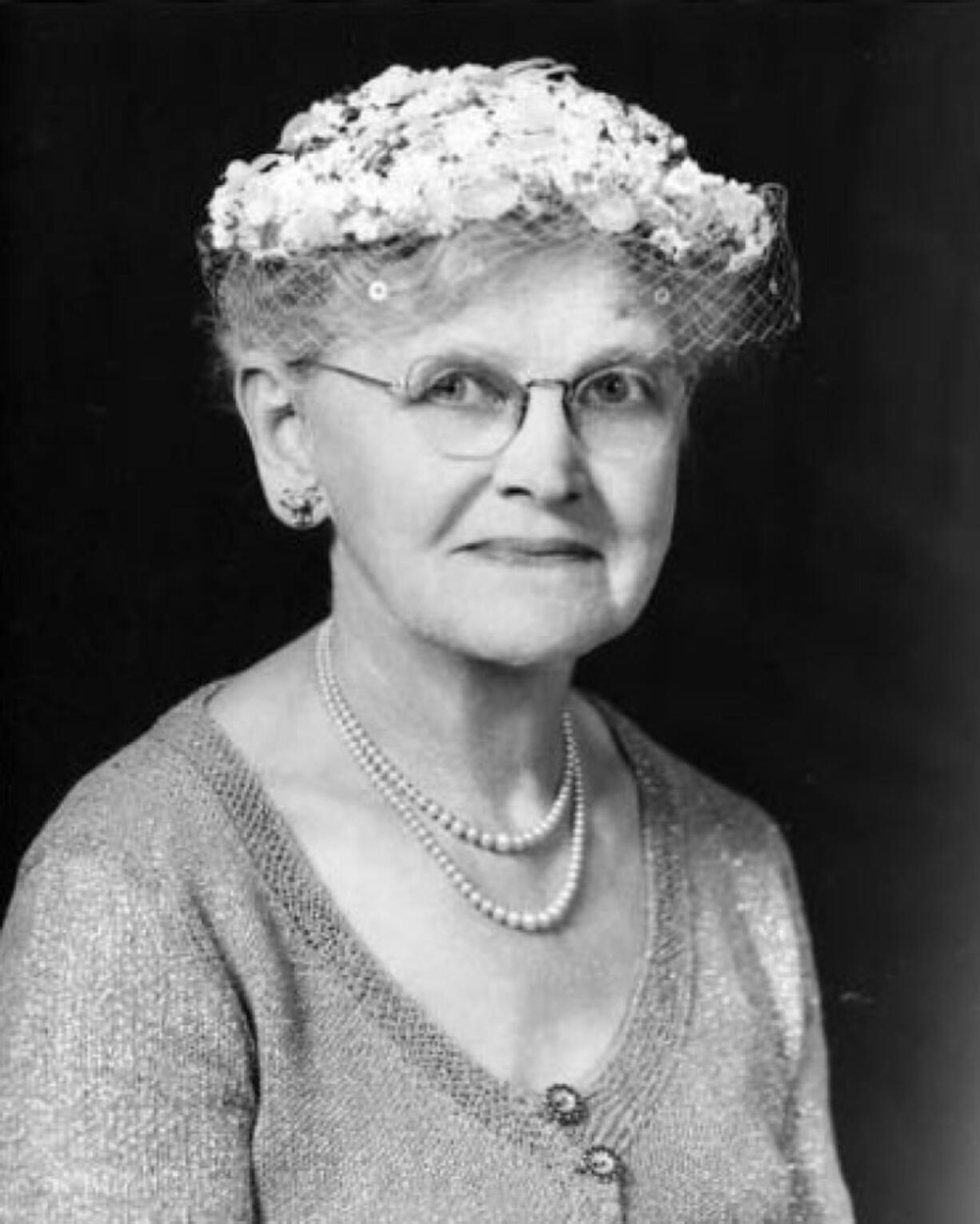 &quot;Founding Mother&quot; Hilma Powers modeling Mamie Eisenhower&#039;s hat.