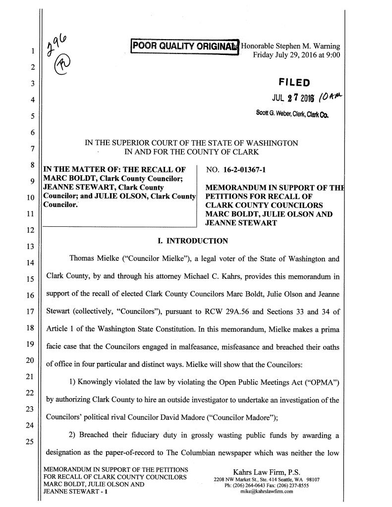 Councilor Tom Mielke has filed a recall against three councilors. On Wednesday, he submitted a 300-page memorandum in the case. PDF